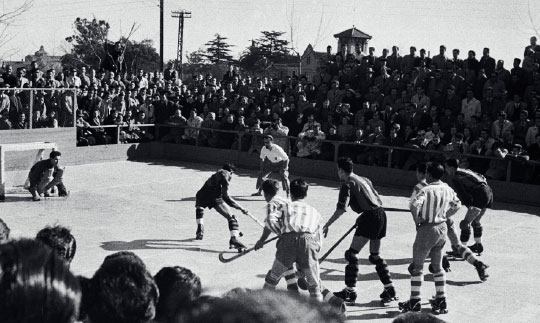 Partido entre el Reus Deportiu y el RCD Espanyol. 1950